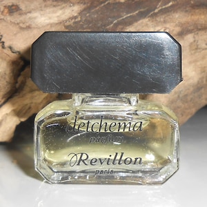 Detchema Revillon - Etsy