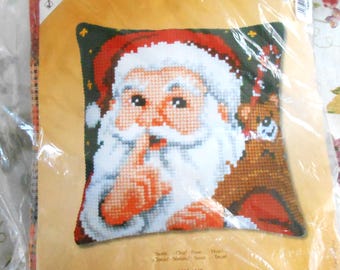 Vervaco Printed Cross Stitch Cushion Kit Santa "Hush" Christmas Needlecraft Belgium