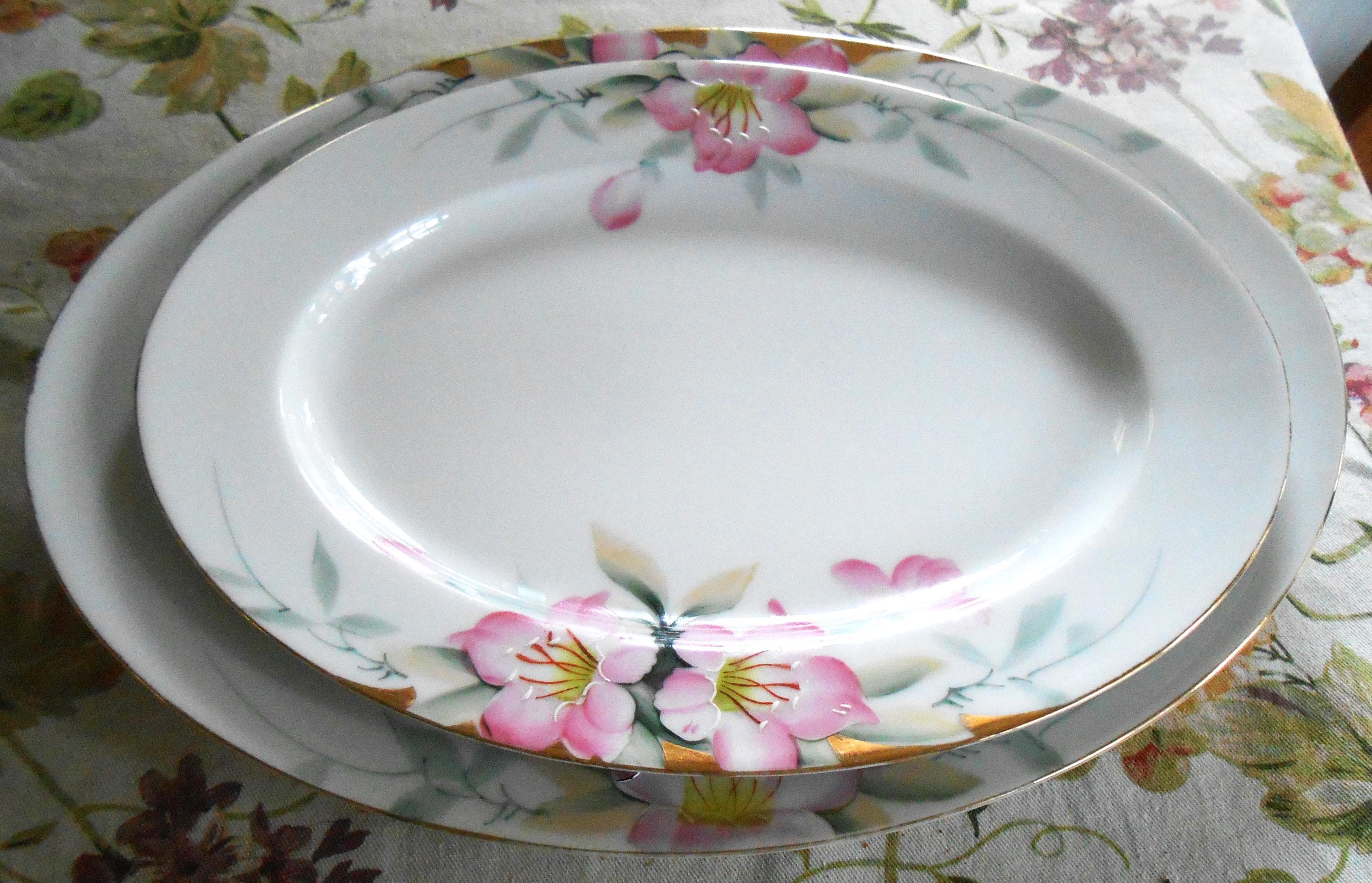 Azalea Dinnerware - Etsy Canada