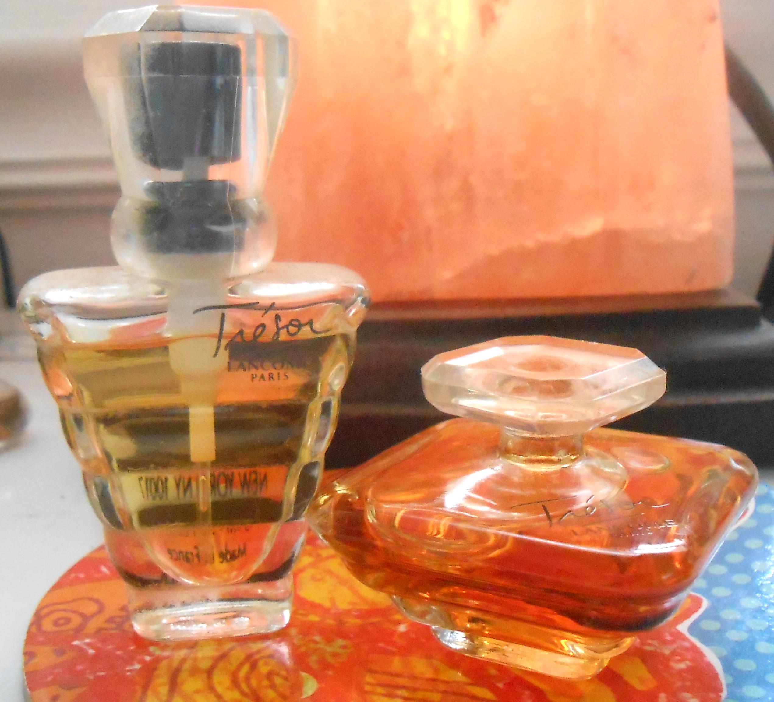 Vintage Original Tresor Miniature Perfume eau de Parfum Set of 2 Vanity Collectible .25oz Dab & .16oz Spray By Lancome