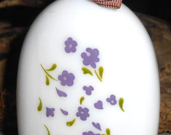 Rare Avon Lavender Flower Milk Glass Decanter Full Cologne 1.7oz Collectible Fragrance