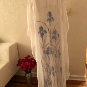 Sheer White Flows Over Purple Irises Polyester Vintage SHAHEEN Grecian Butterfly Sleeve Gown M image 6