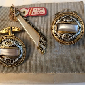 Faux MOP Accented Oval Vintage DAMASCENE Cuff Links with Tie Clip NOS