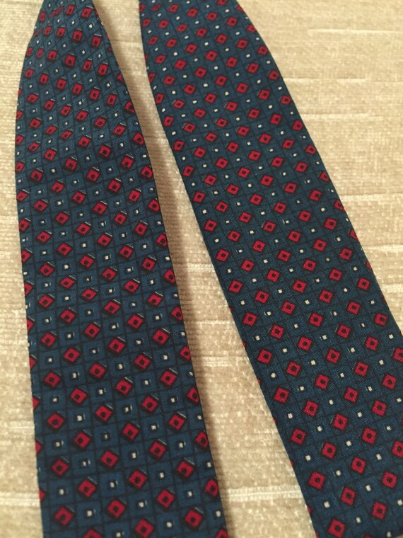 Red Squares on Blue Vintage SUPERBA Dacron Bow Ti… - image 2