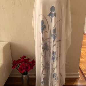 Sheer White Flows Over Purple Irises Polyester Vintage SHAHEEN Grecian Butterfly Sleeve Gown M image 9