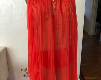 Sheer Bright Red Knife Pleated Chiffon Vintage VANITY FAIR Babydoll Nightie with Panties M