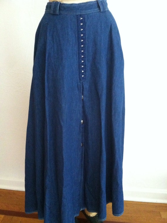 Hook Eye Accented Button Front and Back Vintage P… - image 1