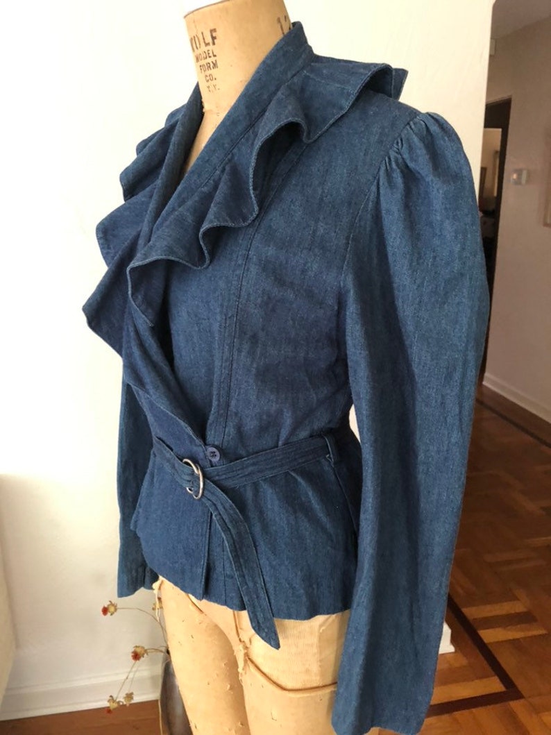 Soft Dark Denim Chambray Ruffle Shawl Collar Vintage BIS Gene Ewing Belted Gathered Shoulder LS Blouse M