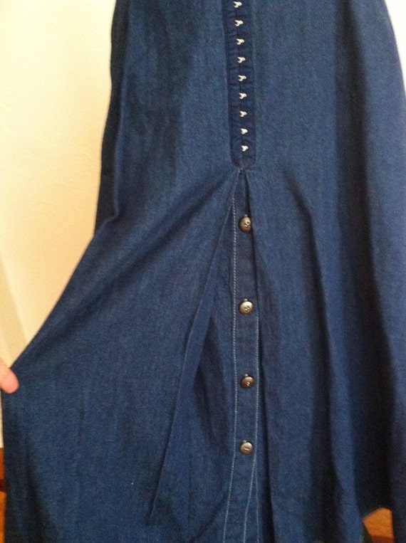 Hook Eye Accented Button Front and Back Vintage P… - image 2