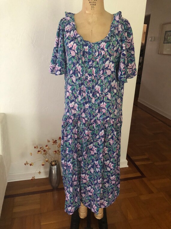 v neck formal dress V-Neck Long Prom Dress with Floral Embellishments Hunter Green / Medium main image 0
