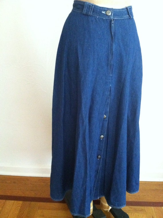 Hook Eye Accented Button Front and Back Vintage P… - image 4