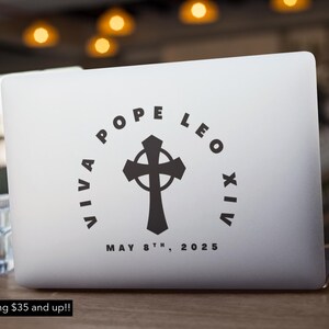 Adesivo recortado do Papa Leão XIV • Adesivo de vinil com fé católica para garrafas de água, laptops e diários • Presente religioso, adesivo do Vaticano, presente para igreja