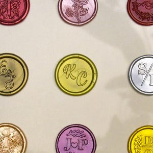 Sellos de lacre personalizados, sellos de lacre autoadhesivos hechos a mano, sellos de lacre para invitaciones de boda, más de 40 diseños y colores.