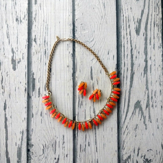 Vintage Orange Jewelry Set - Necklace Clip Earrin… - image 4