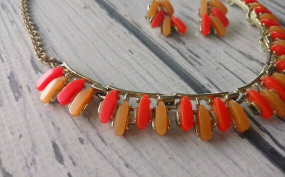 Vintage Orange Jewelry Set - Necklace Clip Earrin… - image 2