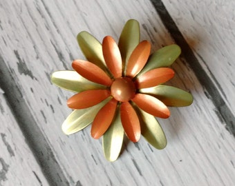 Vintage Flower Pin - Pink Flower Pin - Pink Daisy Pin - Daisy Brooch - Floral Jewelry - 1960s Flower Power Pin - Painted Flower Pin