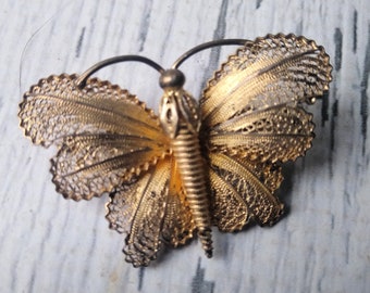 Vintage Filigree Butterfly Pin, Butterfly Brooch, Silver Butterfly - Insect Jewelry - Nature Jewelry - Butterfly Lover Gift - Lacy Metal Bug