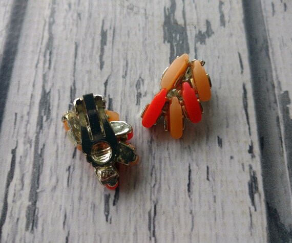 Vintage Orange Jewelry Set - Necklace Clip Earrin… - image 3