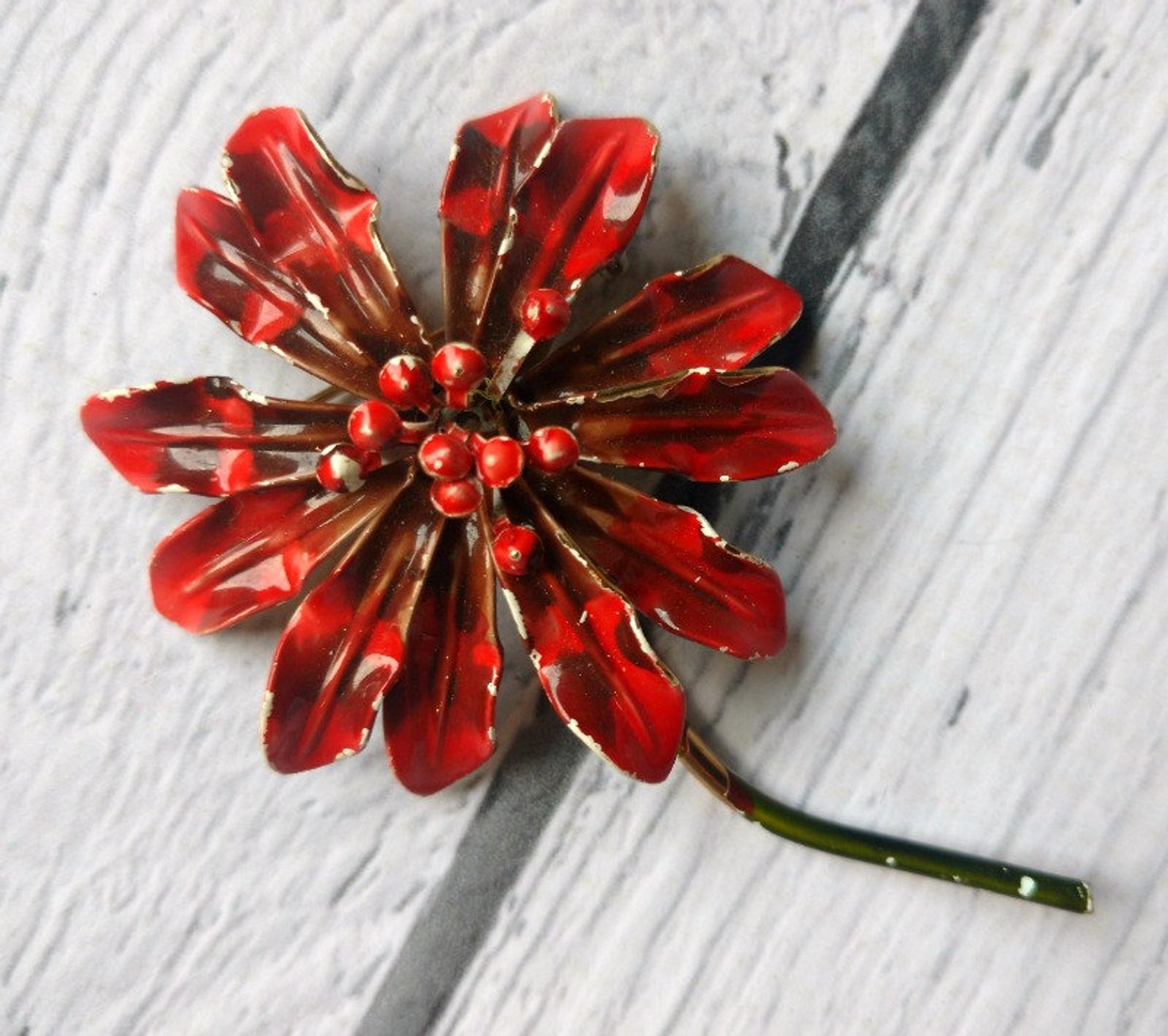 Vintage Red Flower Pin Chrysanthemum Pin Spider Mum Pin Red Gold Black