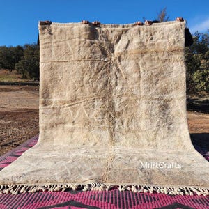 Moroccan rug minimalist striped design - Beni ourain rug - Handmade berber rug - Custom size rug - Wool area rug - Living room rug, area rug
