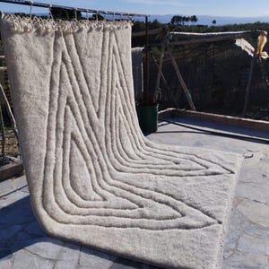 Moroccan rug minimalist striped design - Beni ourain rug - Handmade berber rug - Custom size rug - Wool area rug - Living room rug
