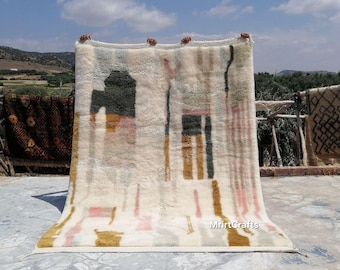 Handmade Pink Beni Ourain Moroccan Rug: Authentic Berber Carpet