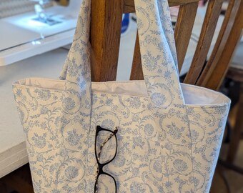Small tote bag