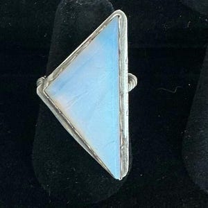 Anello con pietra di luna