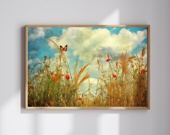 Puede incluir: Una pintura de estilo vintage de una mariposa posada en una alta brizna de hierba en un campo de flores silvestres. El cielo es azul con nubes blancas esponjosas.