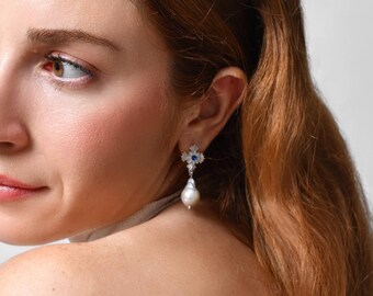 Baroque Pearl Gold Earrings, Bridal Pearl Earrings, Vintage Style Gold Earrings, Pearl Wedding Earrings, Drop Pearl Vintage Earrings,