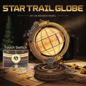 Pode incluir: Um modelo de madeira 3D DIY Star Trail Globe com um mapa esférico iluminado da Terra montado numa base circular. A estrutura inclui um pequeno relógio, detalhes de engrenagens e um painel tátil com a letra S e números.