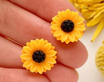 Sunflower Earrings Stud Earrings for Women Fun Summer Sunflower Jewelry Bright Lightweight Studs