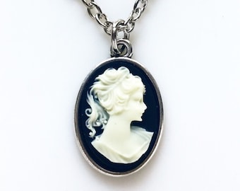 Cameo Necklace Classic Silver Cameo Gift for Women Vintage Style Jewelry