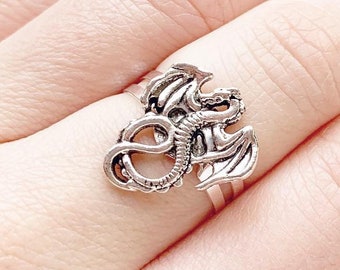 Dragon Ring / Adjustable Silver Dragon Ring Renaissance Faire Costume Outfit Accessories for Women Dragon Lover Gift Fantasy Dragon Jewelry