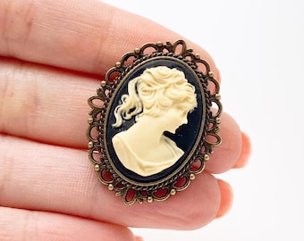 cameo pendant brooch