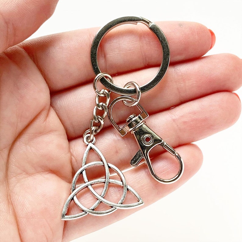 Celtic Knot Keychain Trinity Knot Triquetra Key Chain Etsy
