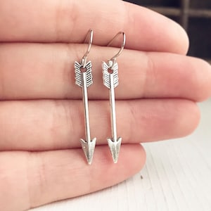 Silver Arrow Earrings / Small Everyday Simple Arrow Earrings Gift for Women Archery Lover Gift Bridesmaids Jewelry Silver Dangly Dangle Boho