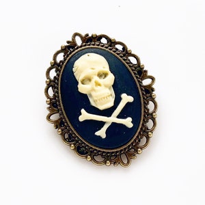 Skull Brooch Pirate Hat Pin Pirate Costume Skull and Crossbones Cameo Jewelry