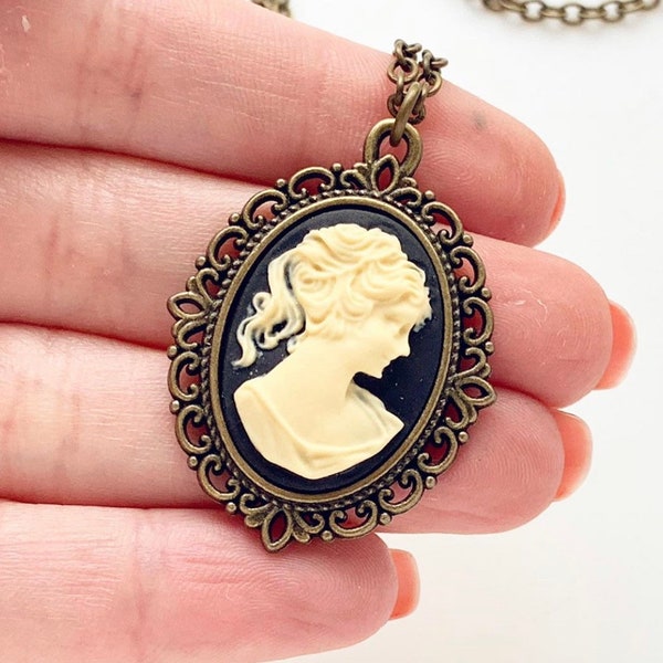 Cameo Necklace Classic Lady Woman Cameo