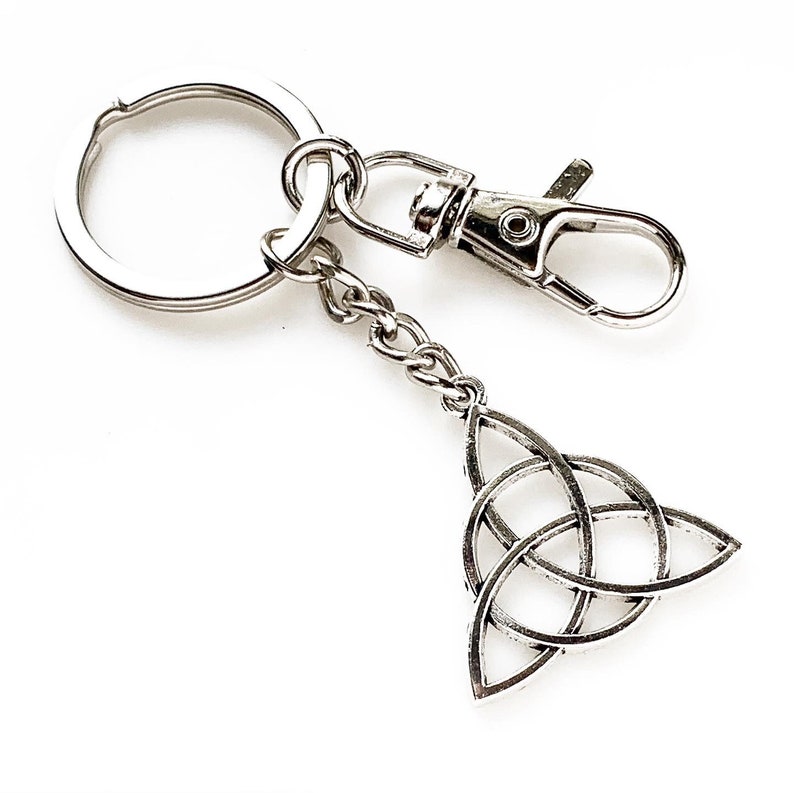 Celtic Knot Keychain Trinity Knot Triquetra Key Chain Etsy