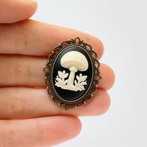 Broche Fantaisie Motif Champignons - Bijou Décoratif - Neuf Sans Emballage