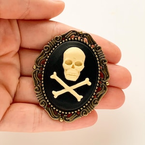 Skull Brooch Pirate Hat Pin Pirate Costume Renaissance Faire
