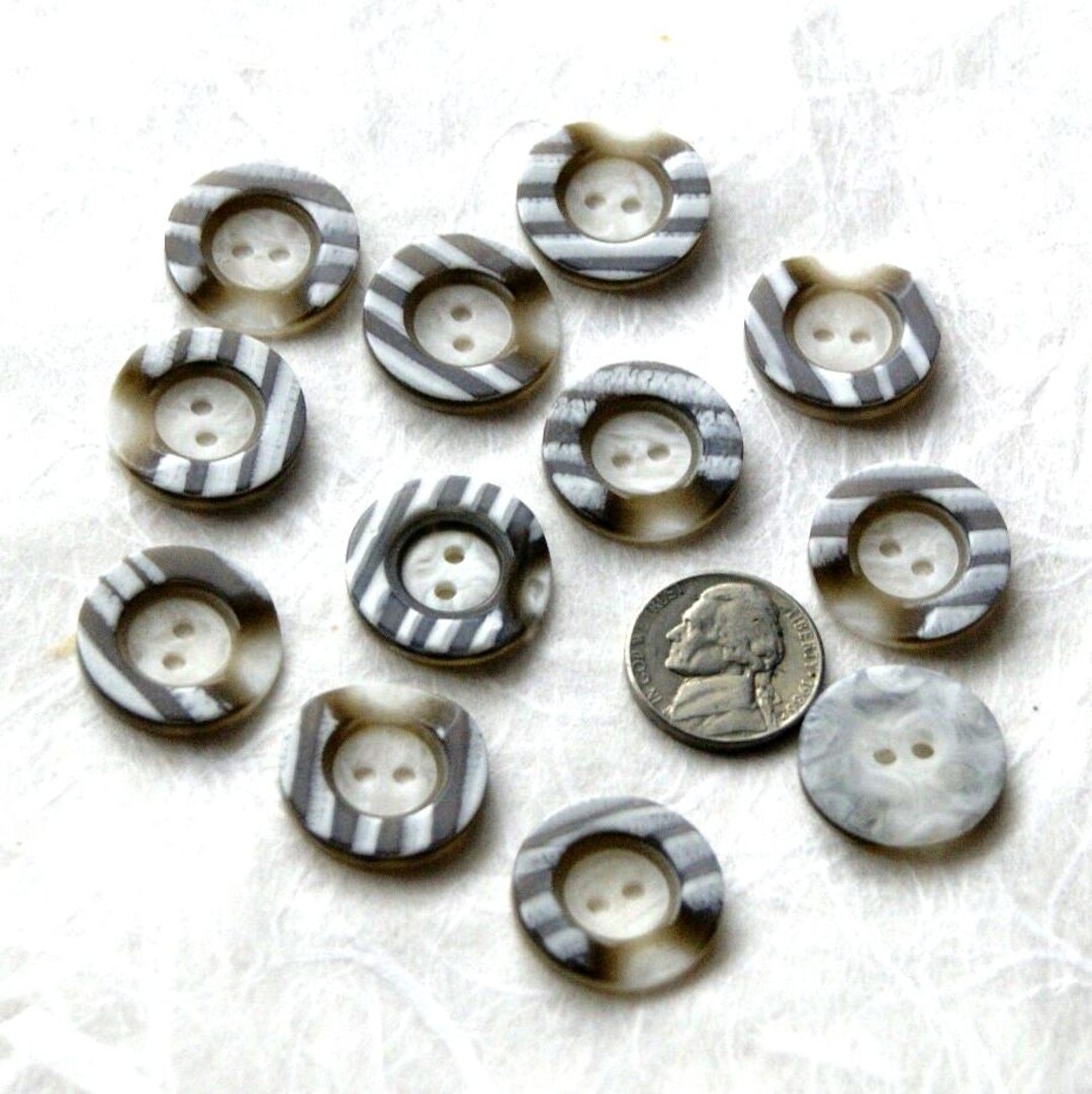 12 Buttons, Brown White Design Top Matching Buttons, 7/8", 2 Hole Sew ...