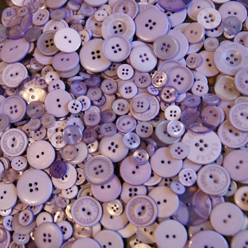 100 Lavender Buttons Assorted Size Mix Sewing Crafting Etsy