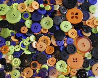 500 Buttons, Lime Green, Orange, Purple, Black, Halloween Mix, Assorted Buttons,  (975)