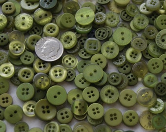 100 Buttons, Smalls, Avocado, Olive Green, Apple Small Assorted sizes, Grab Bag  (1453)