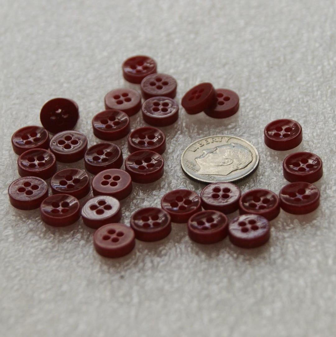29 Red Buttons, 1/3", 4 Hole, Baby Doll Clothing Buttons, Sewing ...