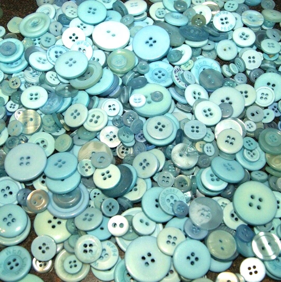 Blue Rag Button 100 Blue Buttons, Shades of Robin Egg, Sky Blue, Assorted Size Mix ...