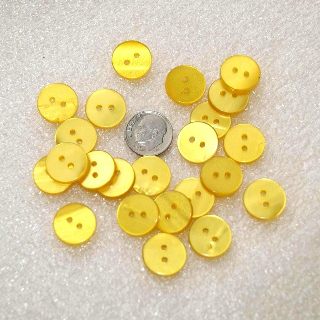 Yellow Button Set 23 Yellow Buttons, 5/8