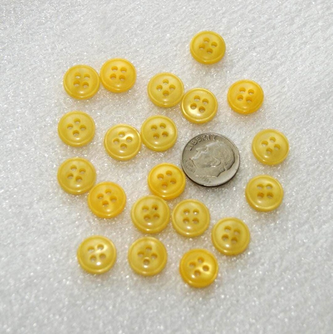 20 Yellow Buttons, 7/16